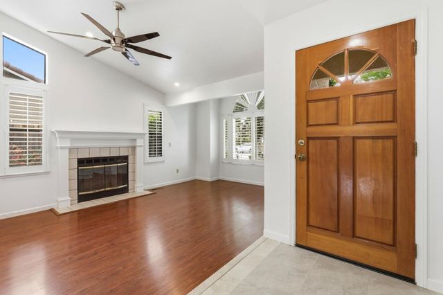 1191 Trieste Drive, Hollister, CA 95023