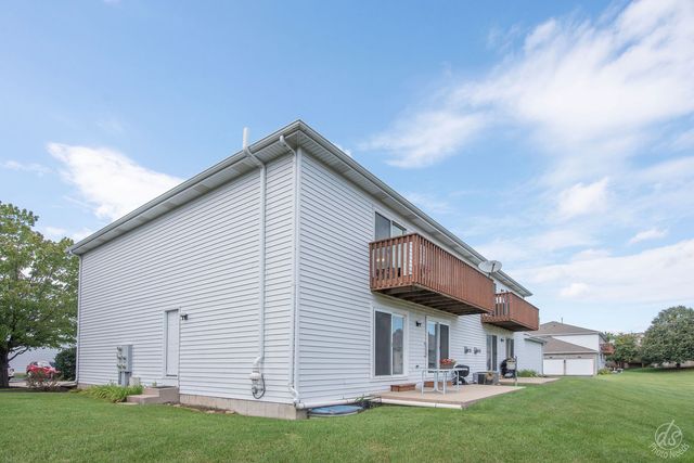 966 Constance Lane 966, Sycamore, IL 60178