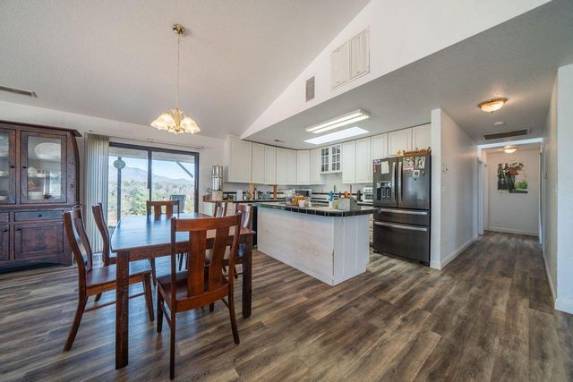 7254 Abutment Way, Igo, CA 96047