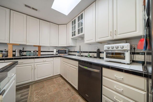 7254 Abutment Way, Igo, CA 96047