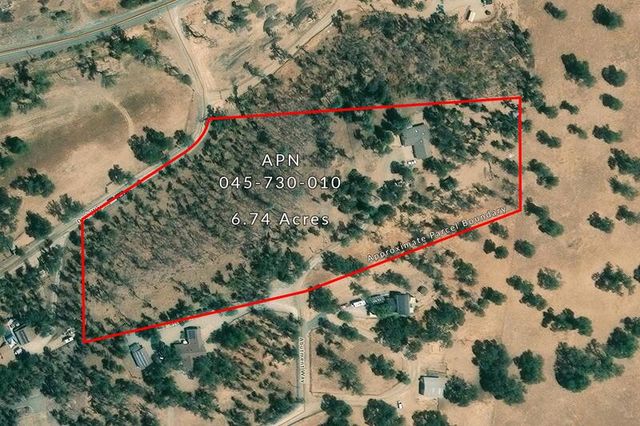 7254 Abutment Way, Igo, CA 96047