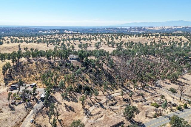 7254 Abutment Way, Igo, CA 96047