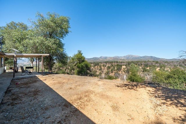 7254 Abutment Way, Igo, CA 96047