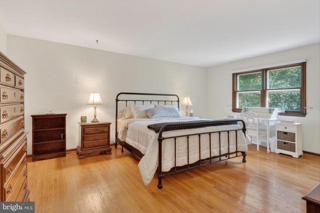 114 W SAVANNAH DR, Bear, DE 19701
