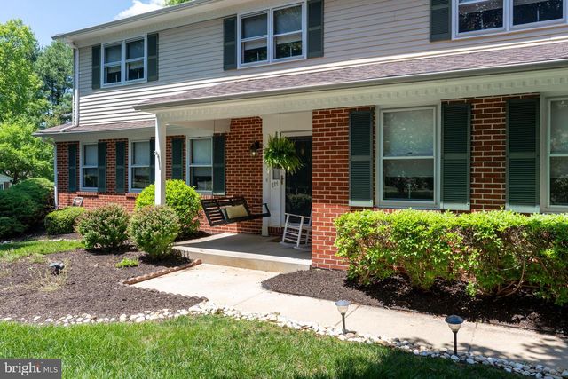 114 W SAVANNAH DR, Bear, DE 19701