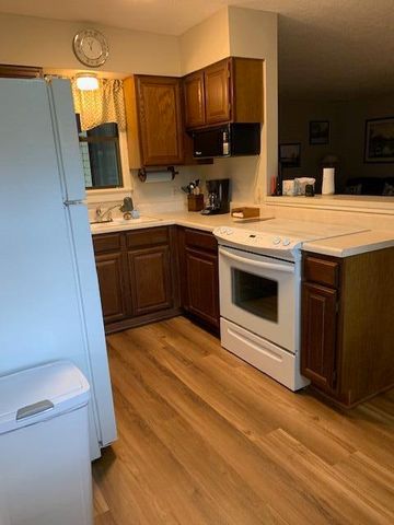 43 Dale Drive, Kimberling City, MO 65686