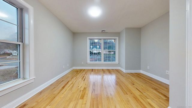 112 River Road, Shelton, CT 06484