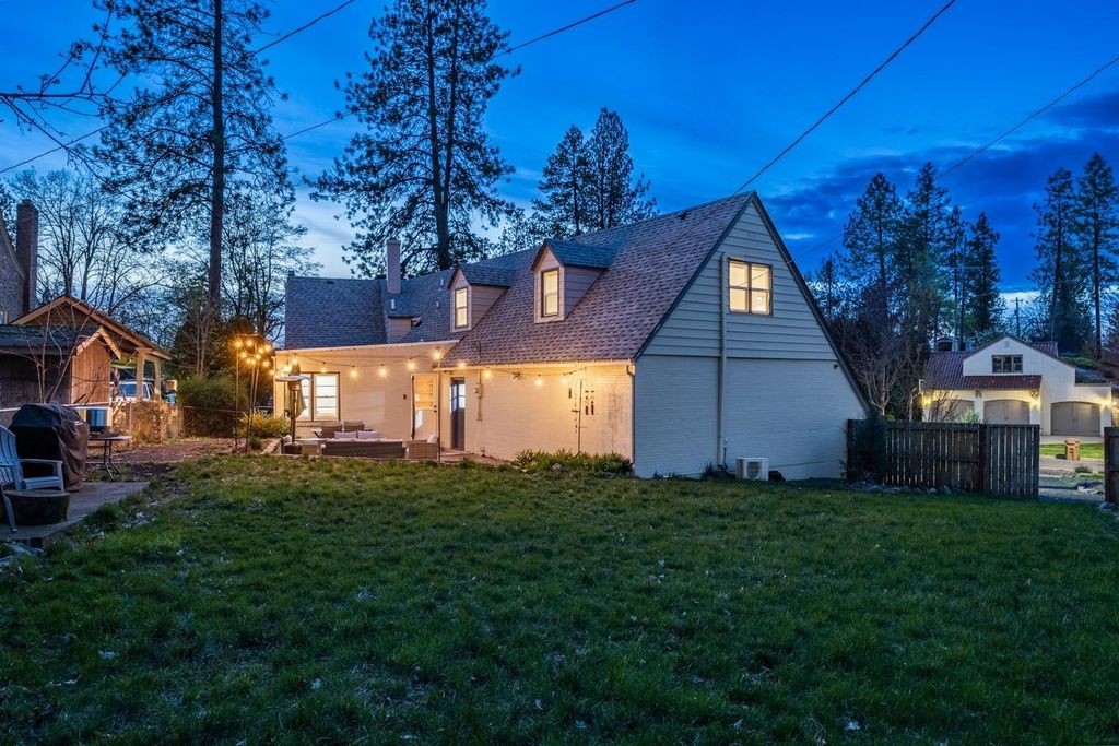 2801 S Garfield St, Spokane, WA 99203 photo 4