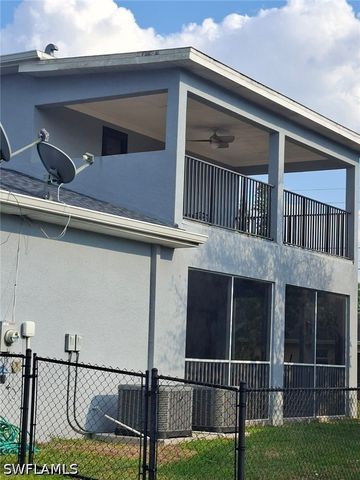 2360 Burton AVE, Fort Myers, FL 33907