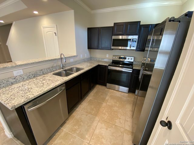 14111 Fratelli Rd, San Antonio, TX 78233