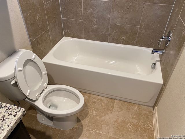 14111 Fratelli Rd, San Antonio, TX 78233