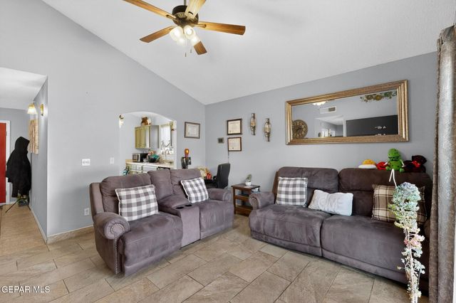 813 JAIME Street, Anthony, TX 79821