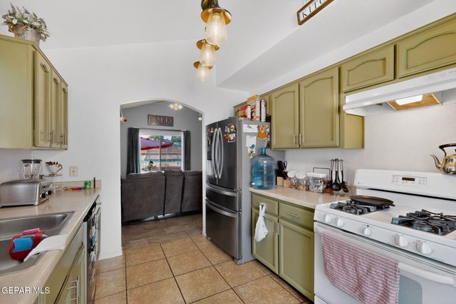 813 JAIME Street, Anthony, TX 79821