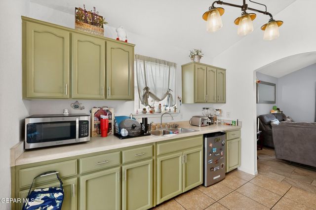 813 JAIME Street, Anthony, TX 79821