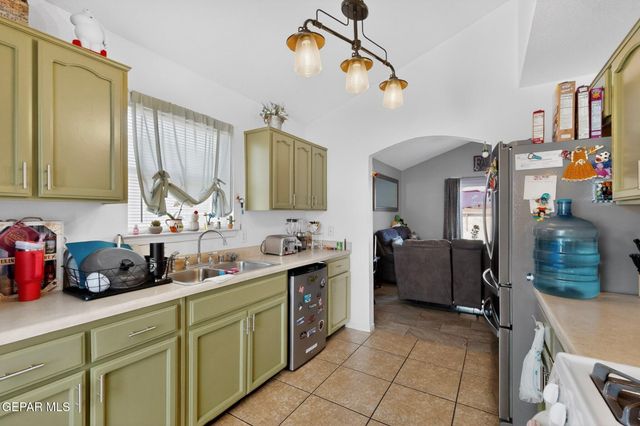813 JAIME Street, Anthony, TX 79821