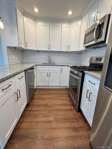 404 Sara Circle, Port Jefferson Station, NY 11776