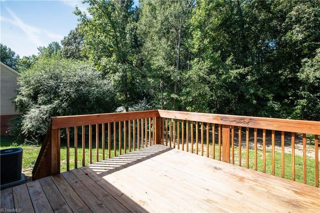 9 Brandy Wine Drive, Thomasville, NC 27360