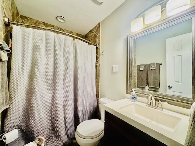 36 Winnebago Circle, Cherokee Village, AR 72529