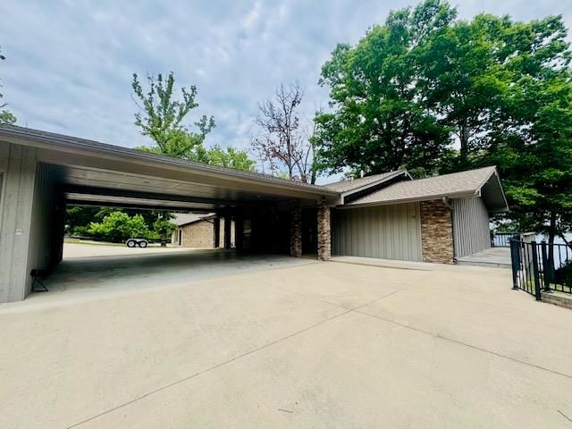 36 Winnebago Circle, Cherokee Village, AR 72529