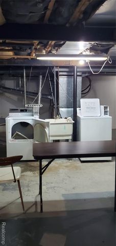 30224 Southfield Road, Southfield, MI 48076