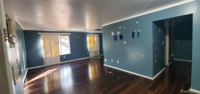 30224 Southfield Road, Southfield, MI 48076