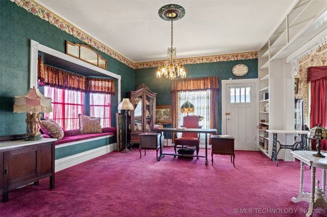 403 N Choctaw Avenue, Claremore, OK 74017