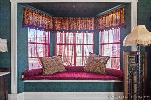 403 N Choctaw Avenue, Claremore, OK 74017