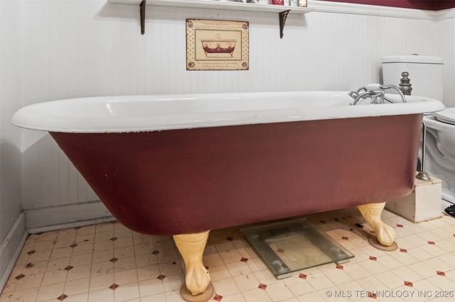 403 N Choctaw Avenue, Claremore, OK 74017