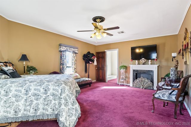 403 N Choctaw Avenue, Claremore, OK 74017