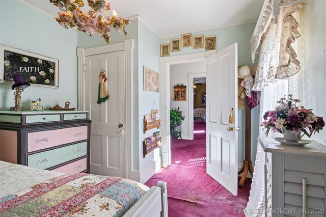 403 N Choctaw Avenue, Claremore, OK 74017