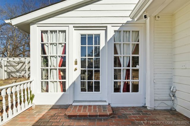 403 N Choctaw Avenue, Claremore, OK 74017