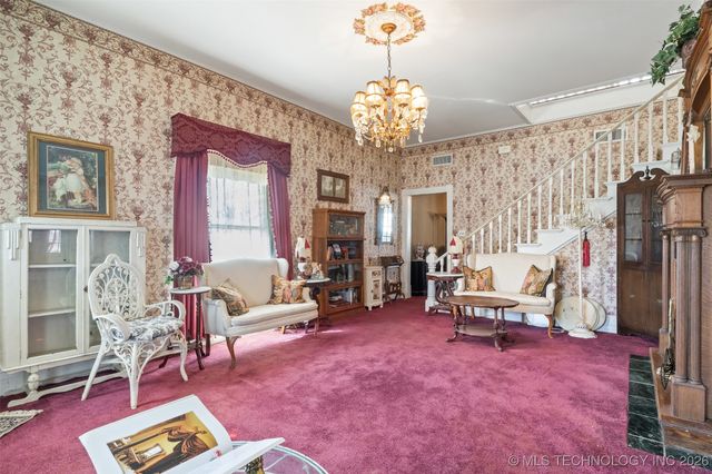 403 N Choctaw Avenue, Claremore, OK 74017