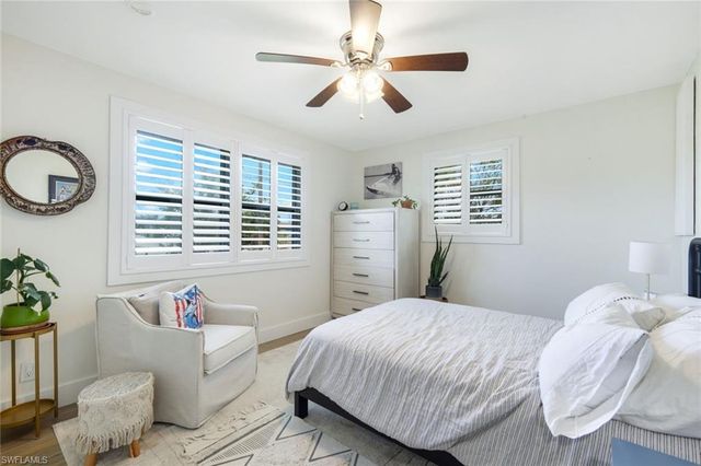 20621 Pine Tree LN, Estero, FL 33928