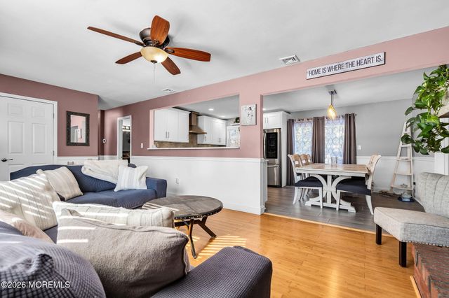 1117 12th Avenue, Toms River, NJ 08757