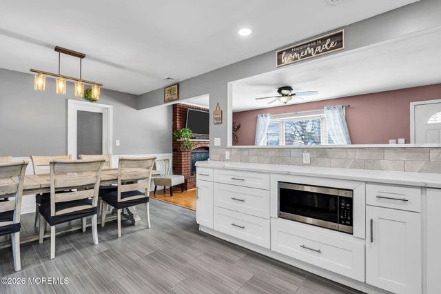 1117 12th Avenue, Toms River, NJ 08757