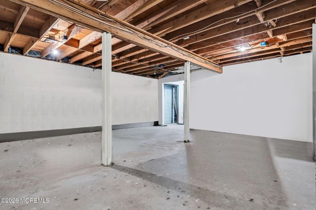 1117 12th Avenue, Toms River, NJ 08757