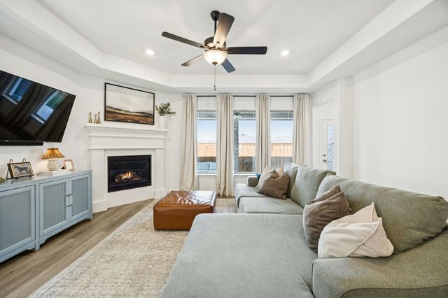 208 Castle Rock Drive, Melissa, TX 75454