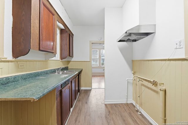 114 Bailey, San Antonio, TX 78210