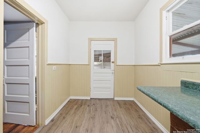 114 Bailey, San Antonio, TX 78210