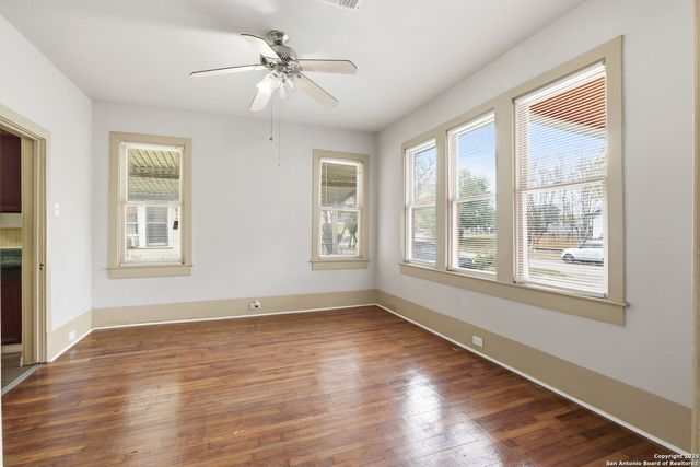 114 Bailey, San Antonio, TX 78210