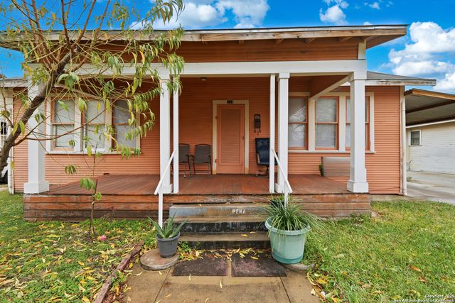 114 Bailey, San Antonio, TX 78210