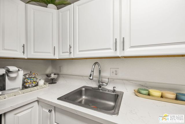 2810 N Arcadia Court 108, Palm Springs, CA 92262