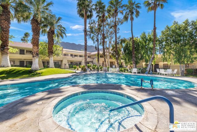 2810 N Arcadia Court 108, Palm Springs, CA 92262