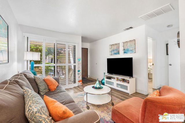 2810 N Arcadia Court 108, Palm Springs, CA 92262