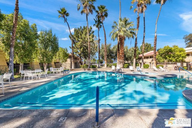 2810 N Arcadia Court 108, Palm Springs, CA 92262