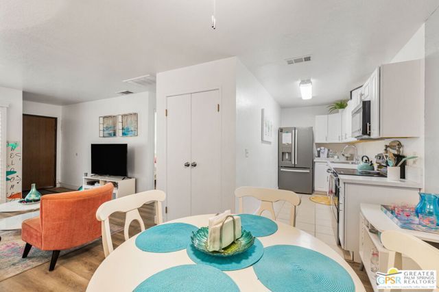 2810 N Arcadia Court 108, Palm Springs, CA 92262