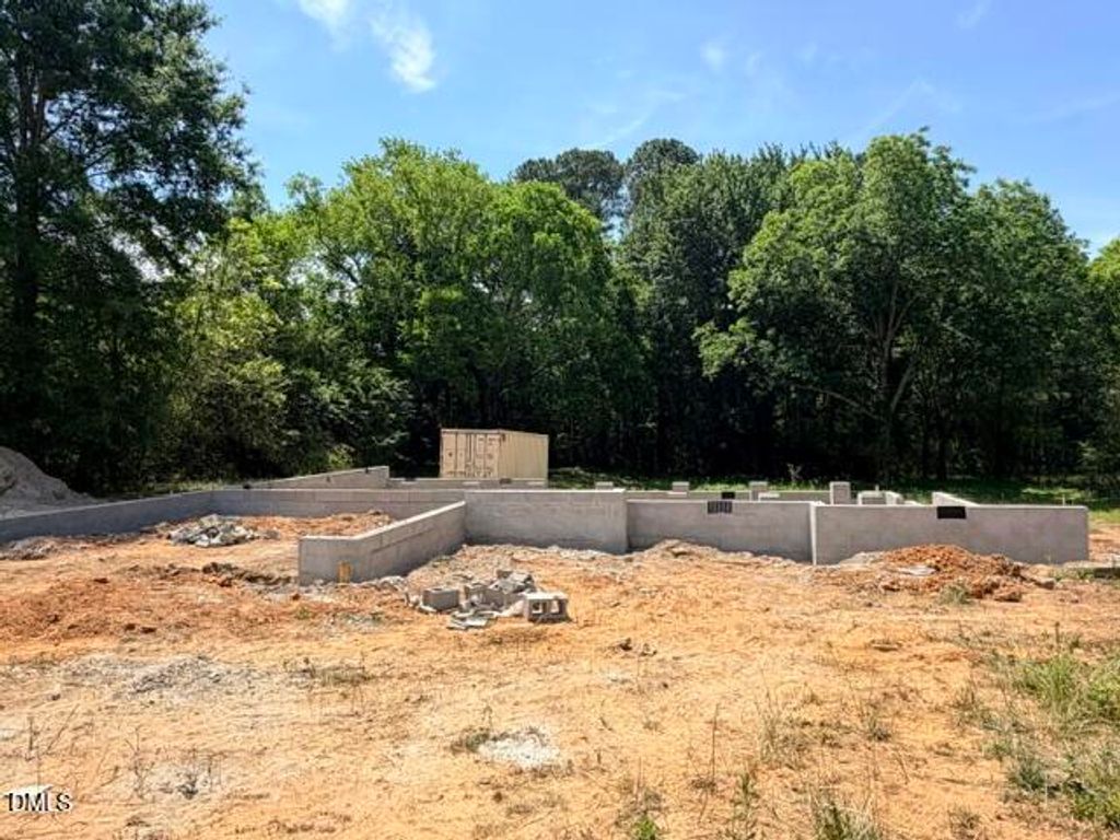 3738 Us-401, Louisburg, NC 27549