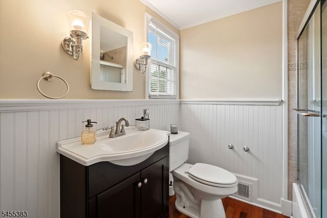1637 Amwell Rd, Franklin Twp., NJ 08873
