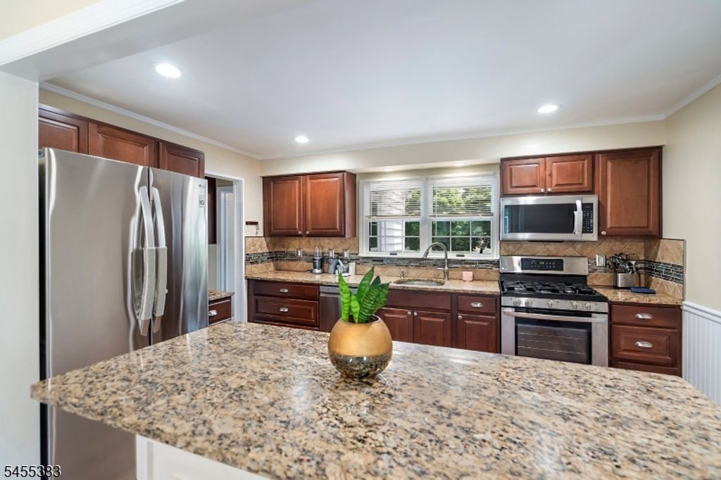 1637 Amwell Rd, Franklin Twp., NJ 08873 — photo 4