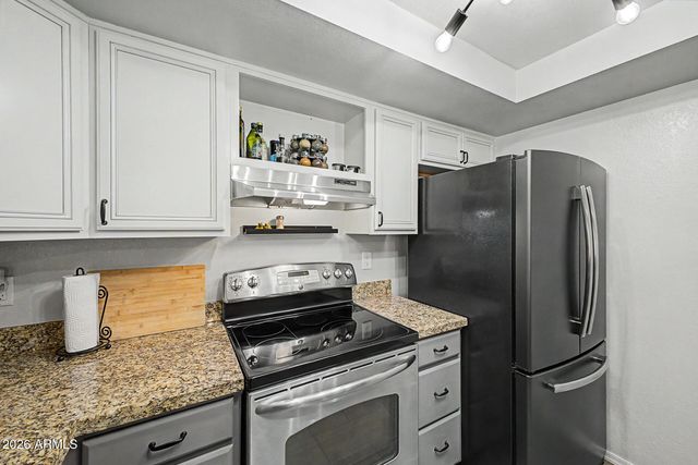 3549 E LE MARCHE Avenue, Phoenix, AZ 85032